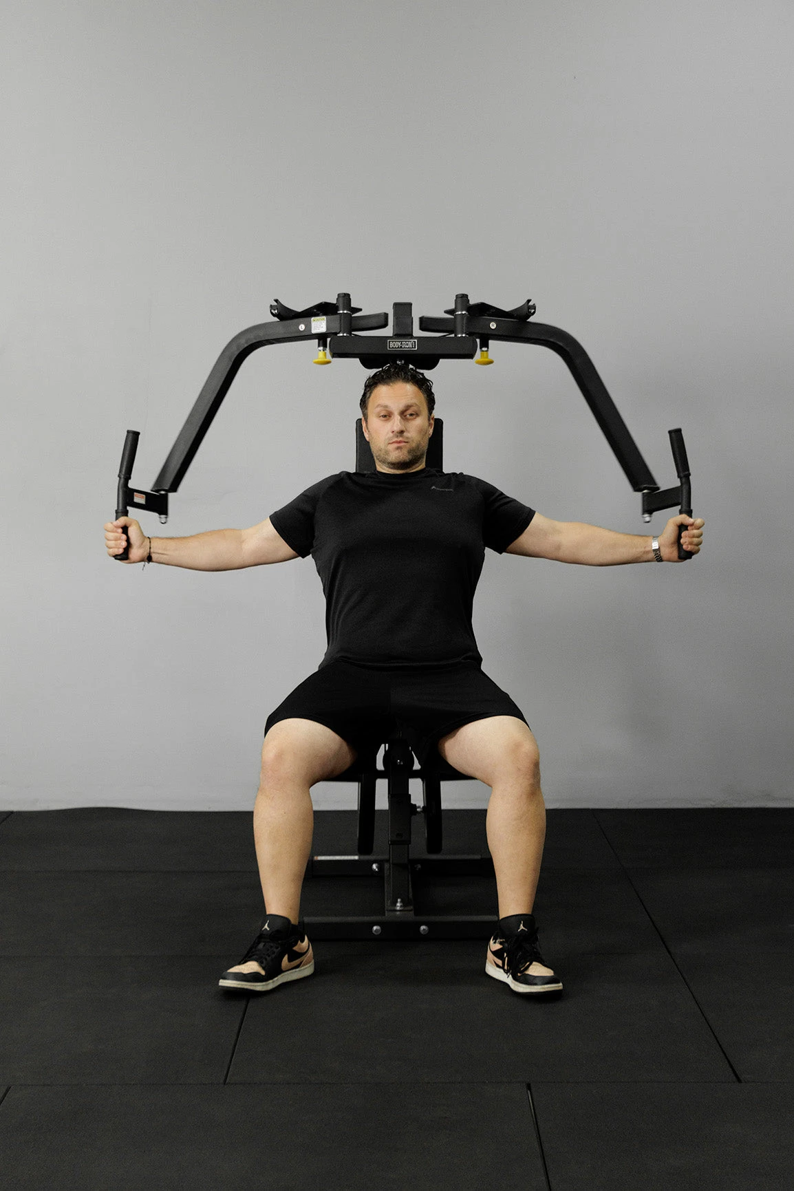 Body Iron Pec Dec & Rear Delt Machine 12 Body Iron Pec Dec & Rear Delt Machine - Image 10