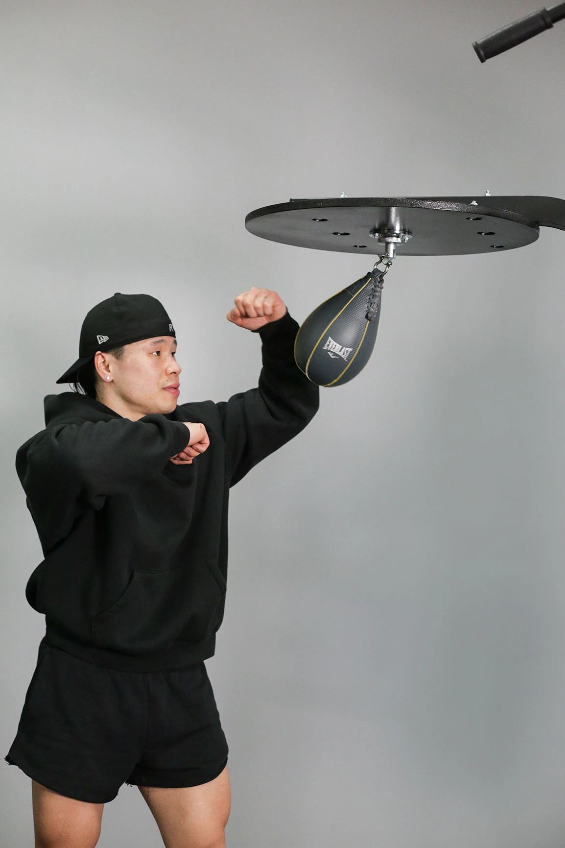 Everlast All-in-One Power Tower & Boxing Set 20 Everlast All-in-One Power Tower & Boxing Set - Image 18